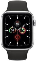 Apple Watch Series 5 Aluminum 40mm in Silver in Premium condition