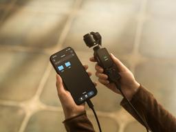 DJI Osmo Pocket 4 Creator Combo