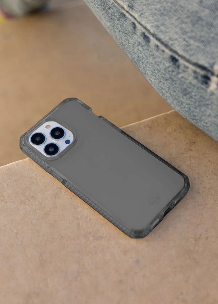 ITSKINS SPECTRUM R // CLEAR Phone Case for iPhone 14 Plus