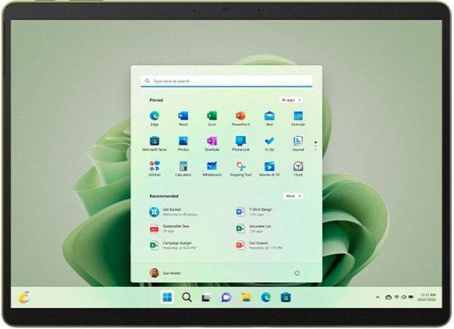 Microsoft Surface Pro 9 in Graphite
