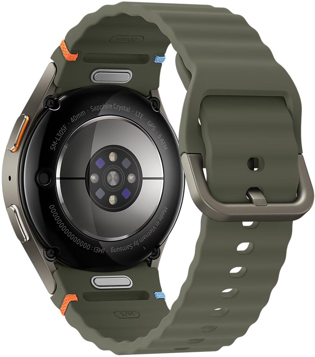 Galaxy Watch7 (Bluetooth) - 32GB - 40mm - Green Aluminum Case with Green Silicone Sport Band