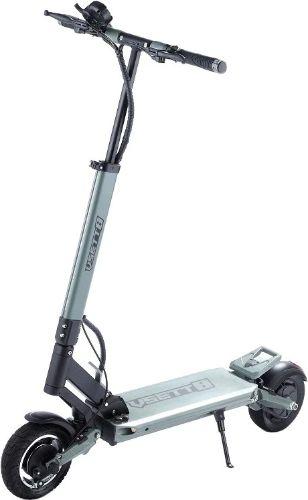 Vsett  8 Electric Scooter in Green in Brand New condition