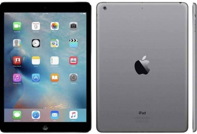 iPad Air 2 WiFi 128GB in Space Grey in Pristine condition